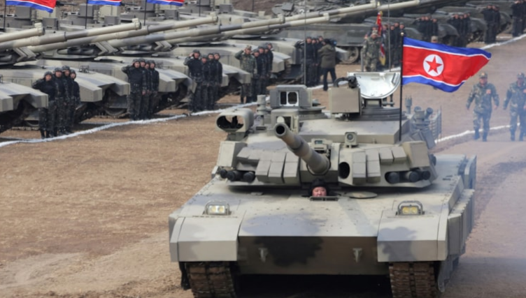 Kim Çen In tank başında - FOTOLAR